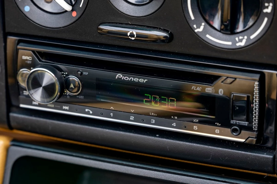 2000 Porsche 986 Boxster - Image 18 of 30