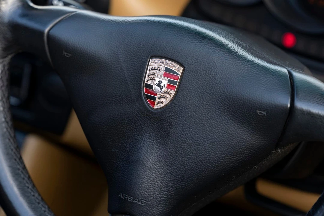 2000 Porsche 986 Boxster - Image 6 of 30