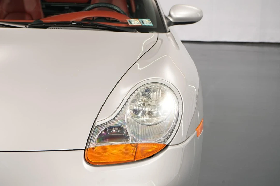 2000 Porsche 986 Boxster - Image 12 of 29