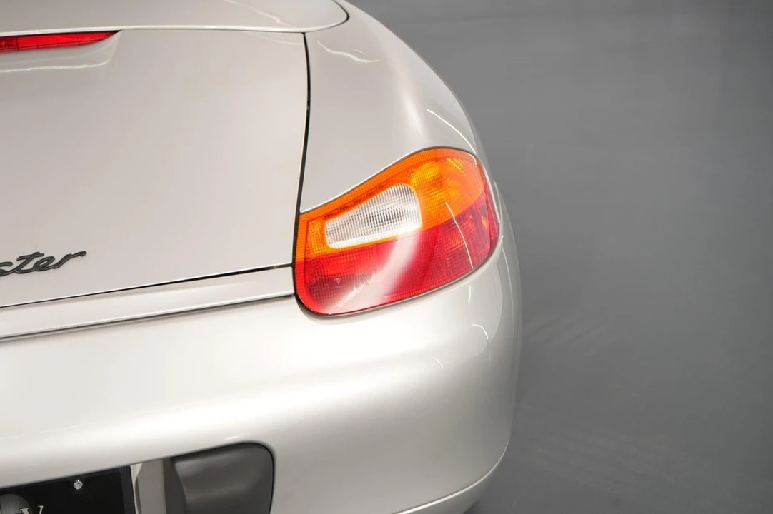 2000 Porsche 986 Boxster - Image 24 of 29