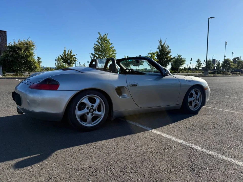 2000 Porsche 986 Boxster - Image 8 of 19