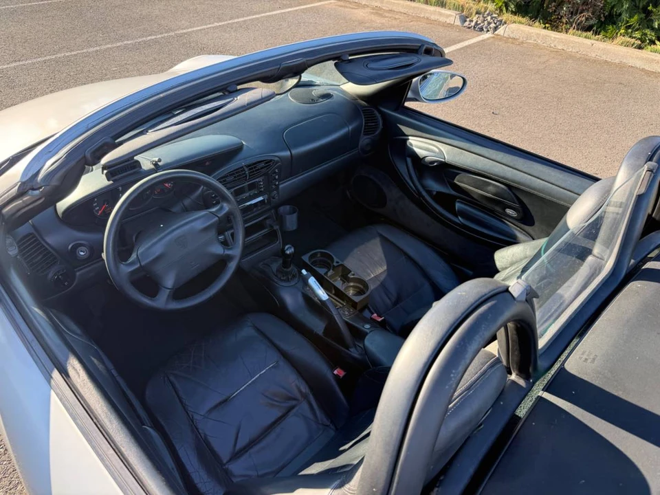 2000 Porsche 986 Boxster - Image 13 of 19