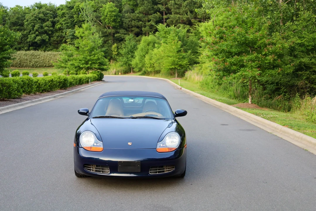 2000 Porsche 986 Boxster - Image 6 of 31