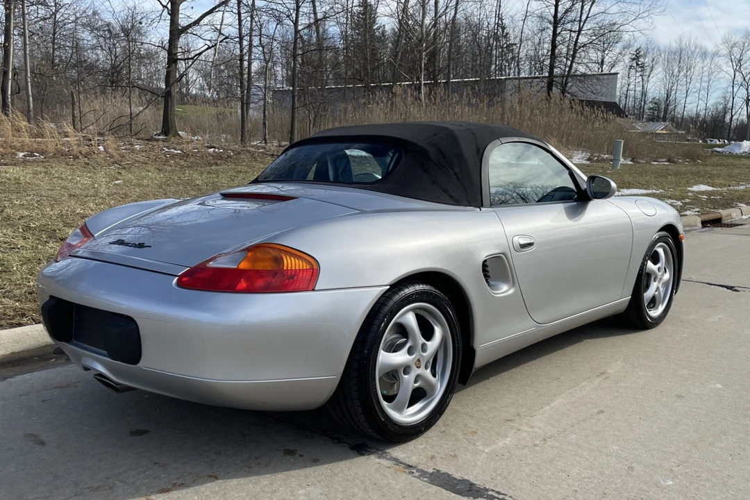 2000 Porsche 986 Boxster - Image 7 of 31