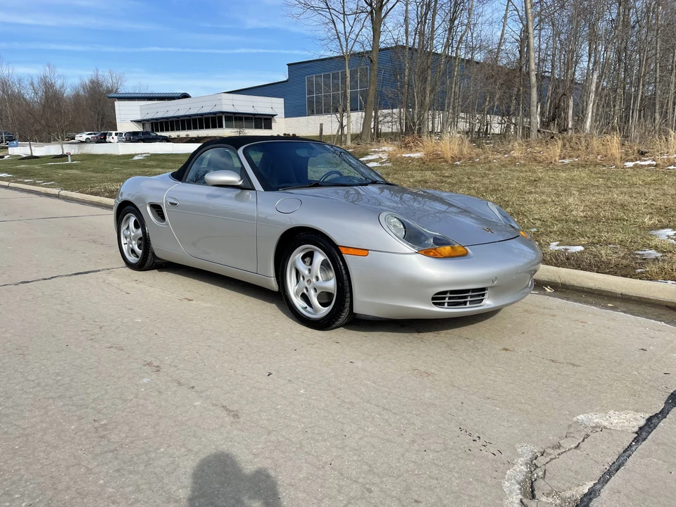 2000 Porsche 986 Boxster - Image 9 of 31