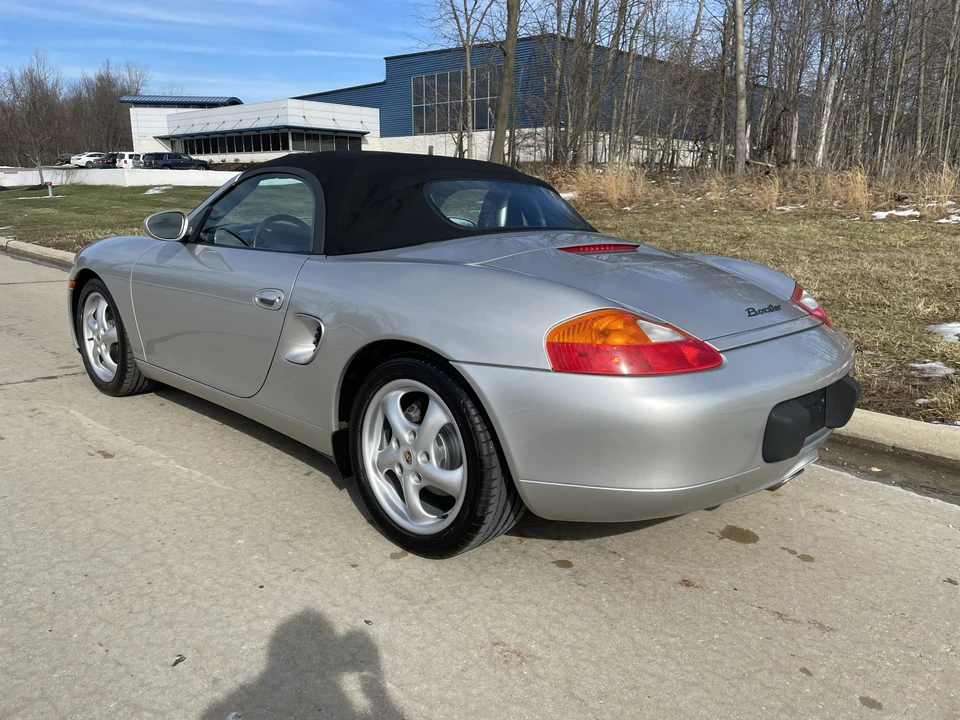 2000 Porsche 986 Boxster - Image 3 of 31