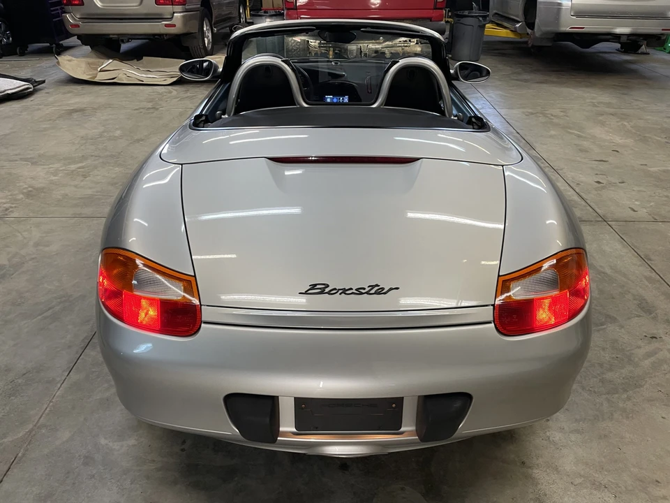 2000 Porsche 986 Boxster - Image 14 of 31