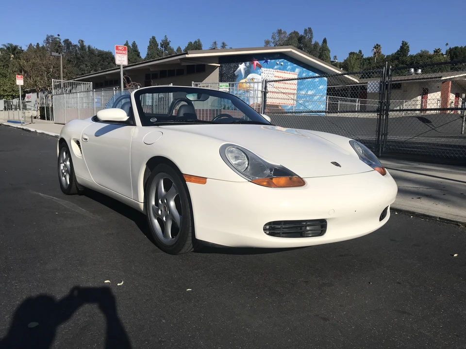 2000 Porsche 986 Boxster - Image 3 of 31