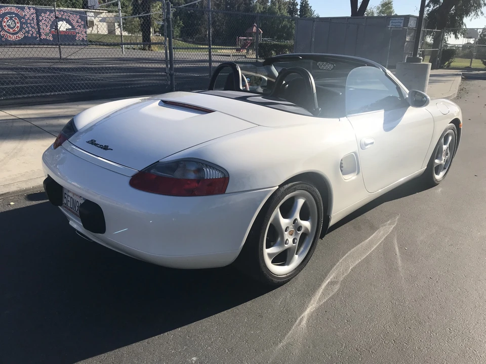 2000 Porsche 986 Boxster - Image 4 of 31