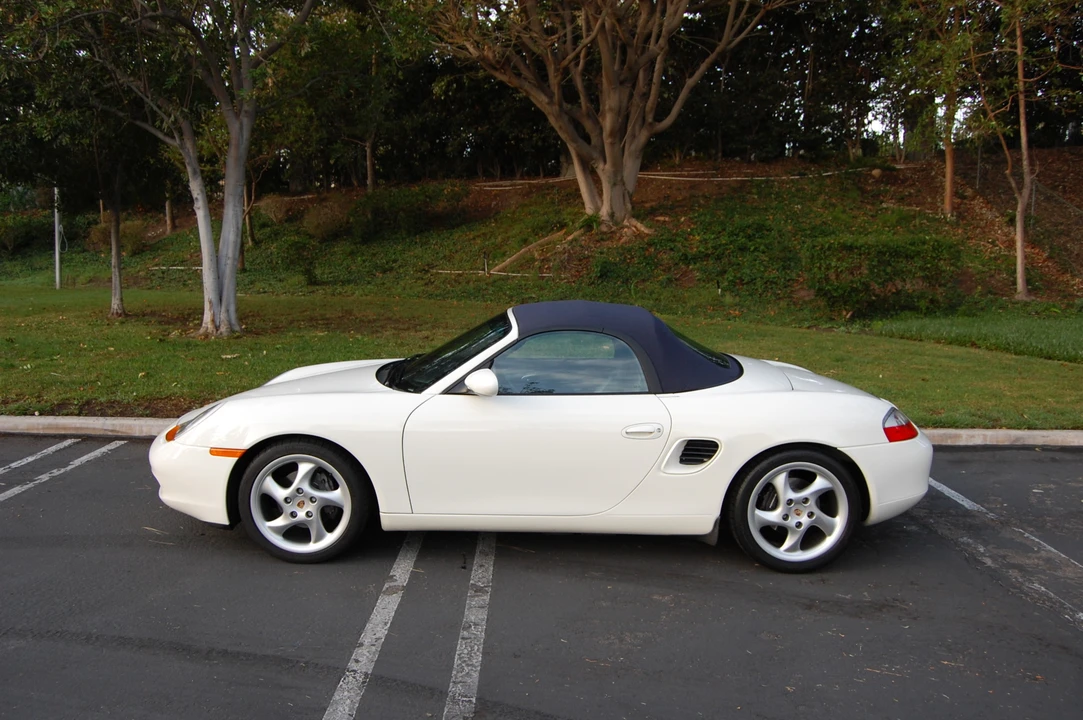 2000 Porsche 986 Boxster - Image 22 of 31