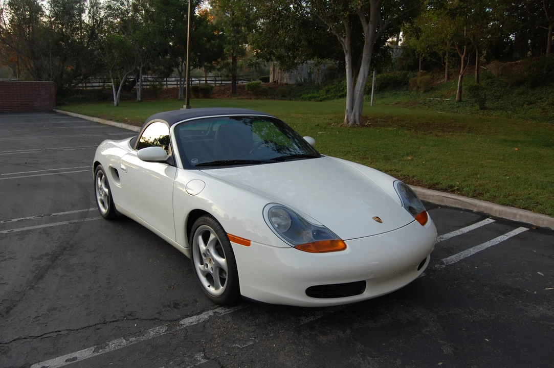 2000 Porsche 986 Boxster - Image 19 of 31