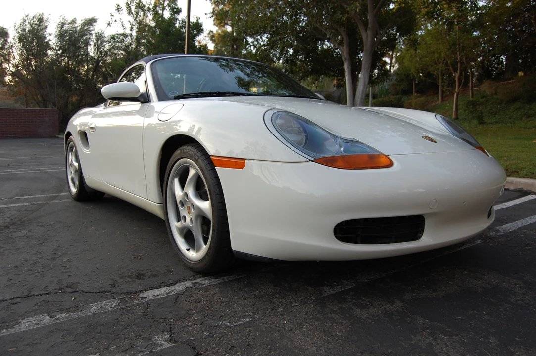2000 Porsche 986 Boxster - Image 15 of 31