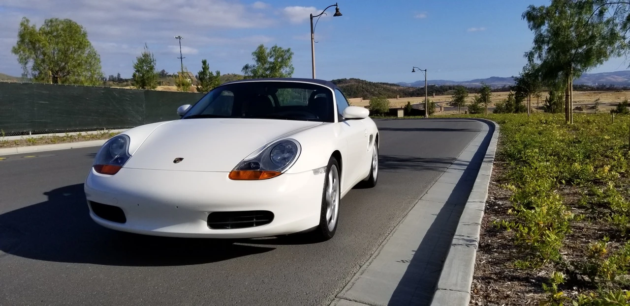 2000 Porsche 986 Boxster - Image 10 of 31