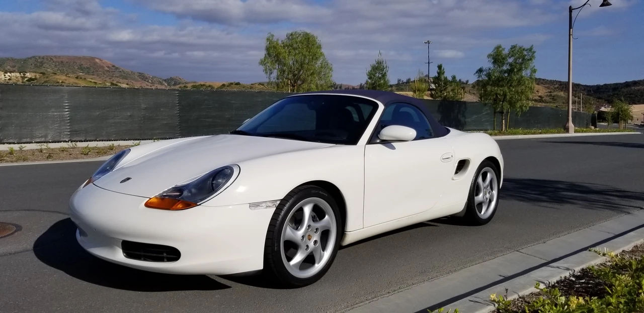 2000 Porsche 986 Boxster - Image 8 of 31