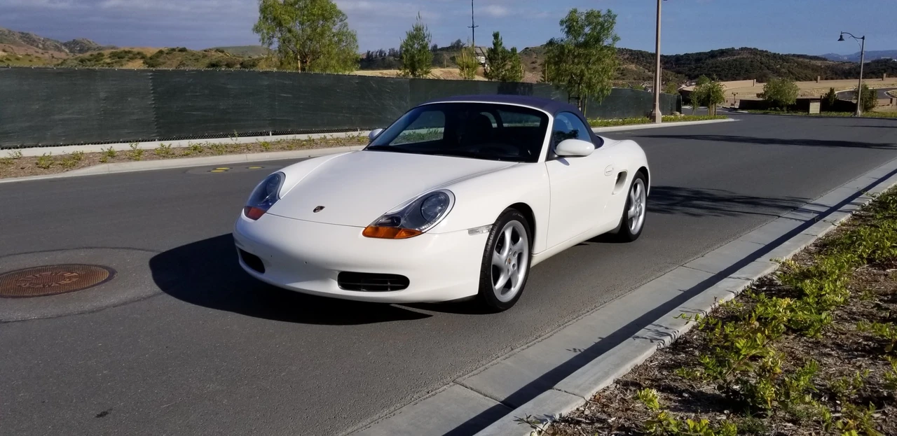2000 Porsche 986 Boxster - Image 3 of 31