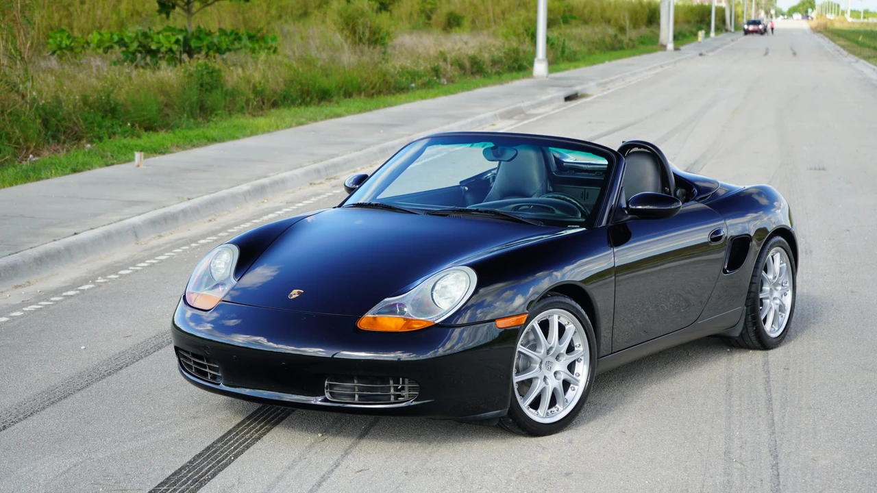 2000 Porsche 986 Boxster - Image 4 of 31