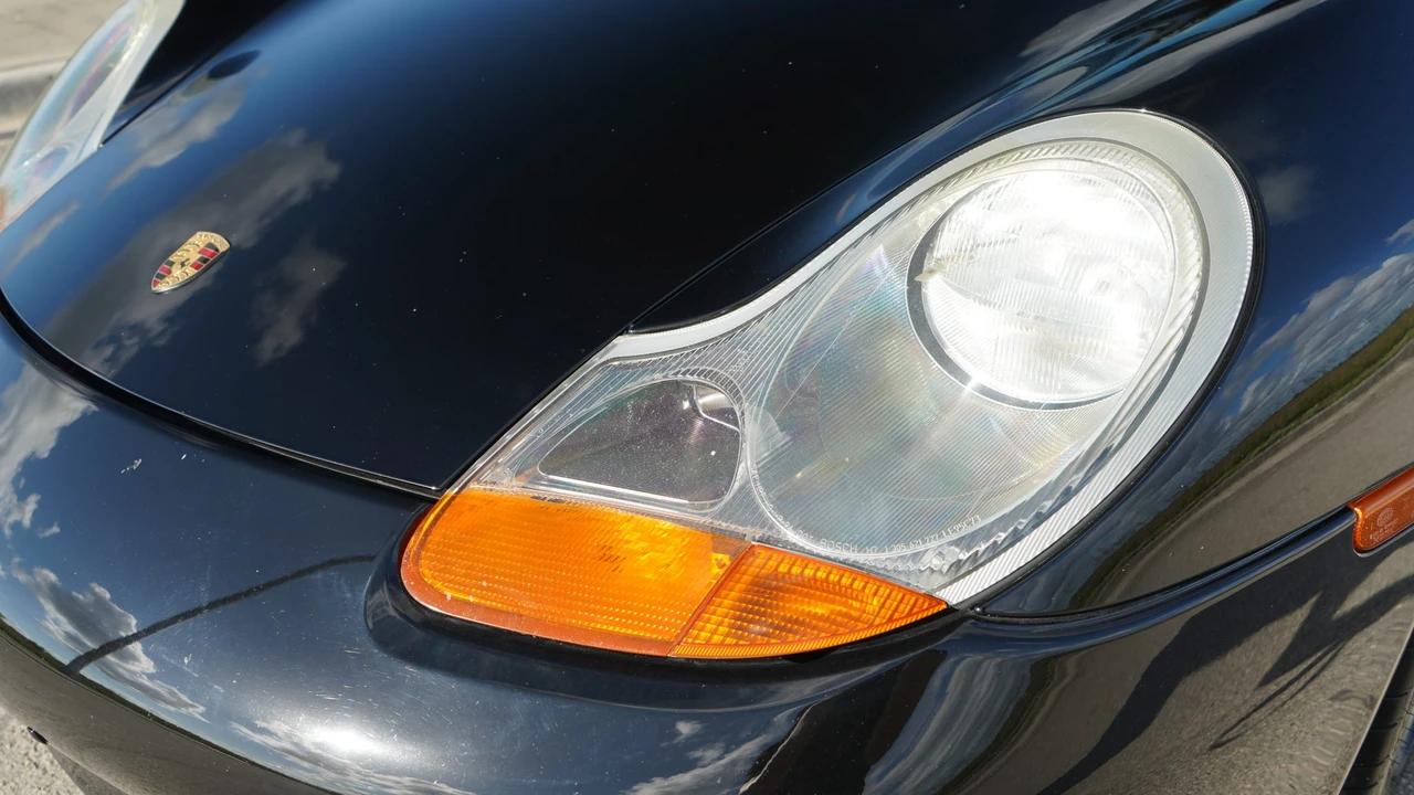 2000 Porsche 986 Boxster - Image 23 of 31