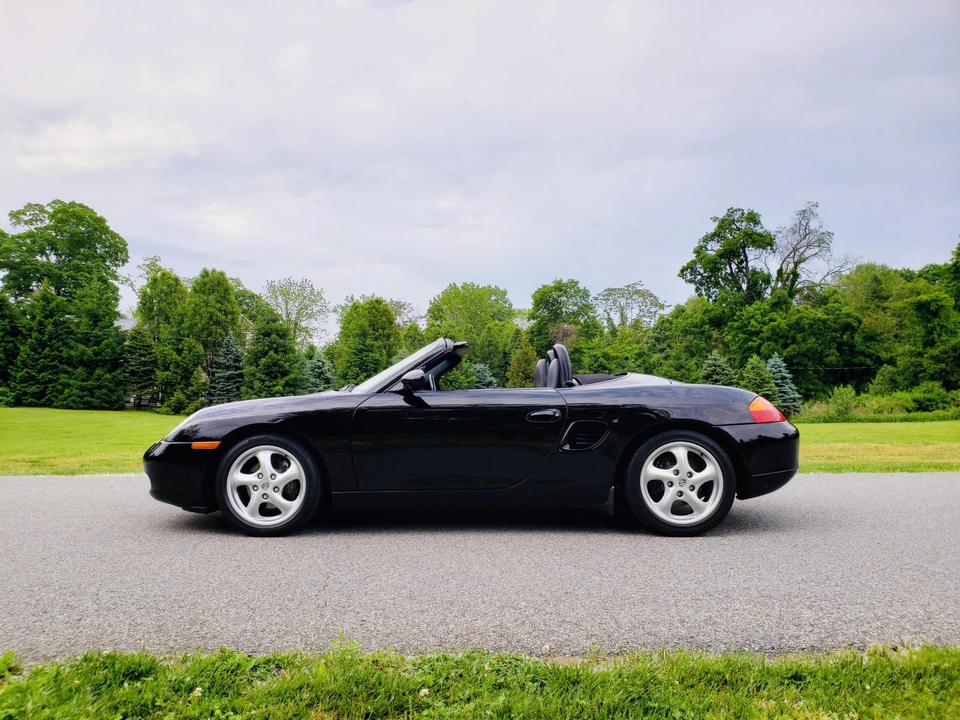 2000 Porsche 986 Boxster - Image 8 of 31
