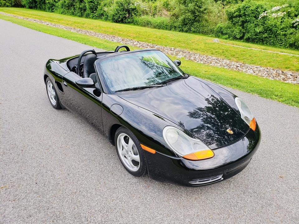 2000 Porsche 986 Boxster - Image 9 of 31