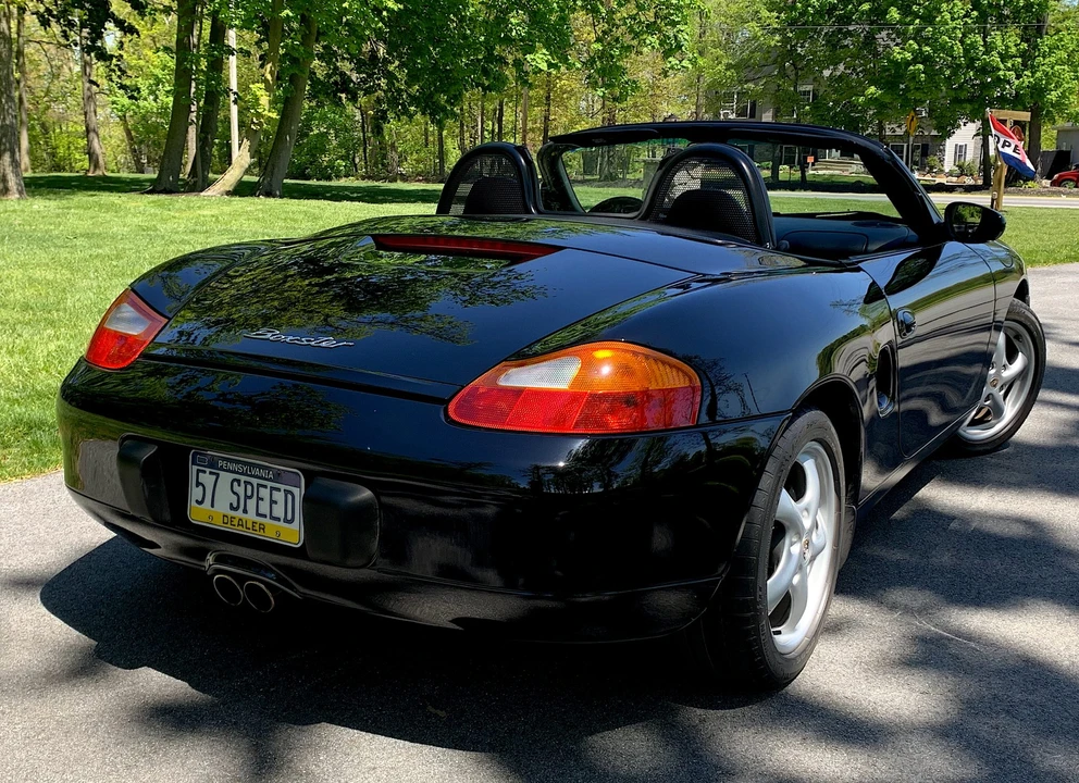 2000 Porsche 986 Boxster - Image 9 of 31