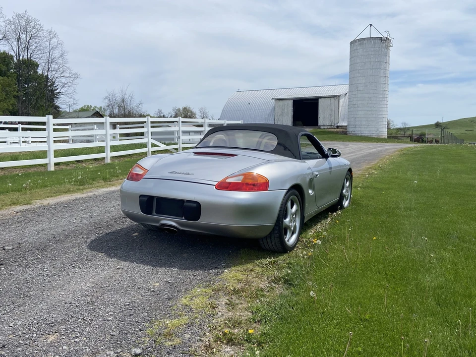 2000 Porsche 986 Boxster - Image 4 of 31