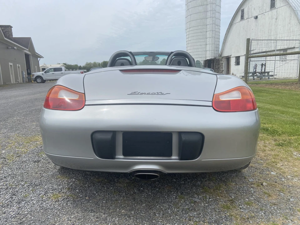 2000 Porsche 986 Boxster - Image 9 of 31