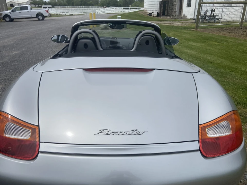 2000 Porsche 986 Boxster - Image 15 of 31