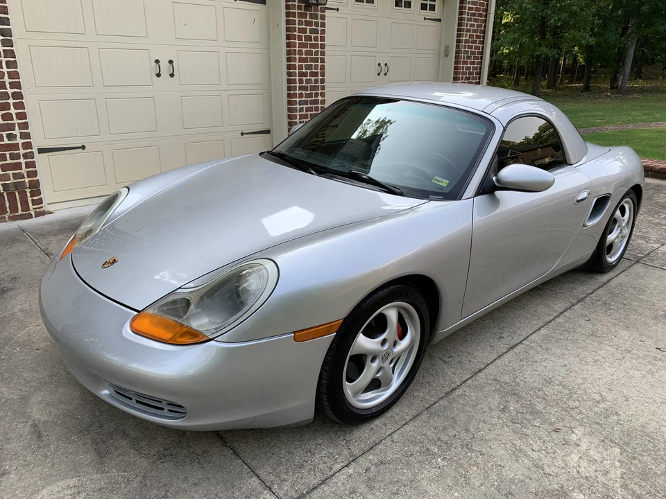 2000 Porsche 986 Boxster - Image 2 of 31