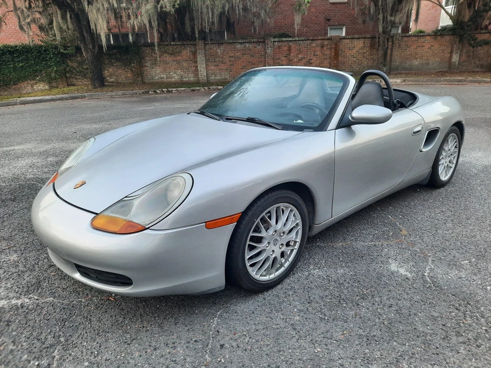 2000 Porsche 986 Boxster - Image 8 of 31