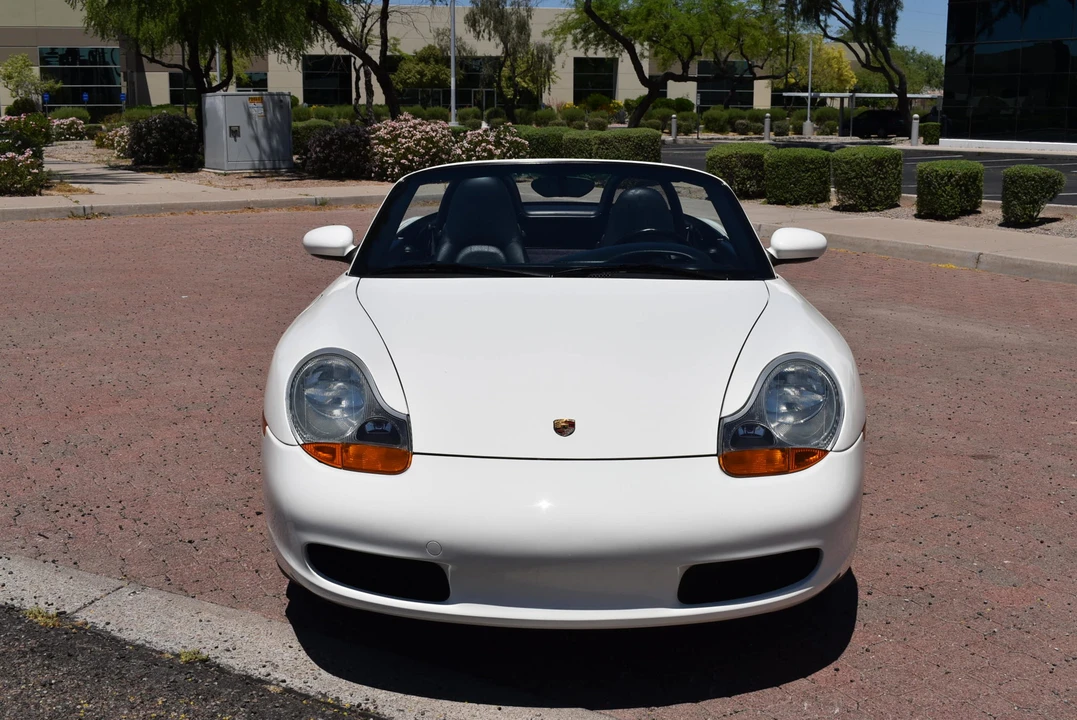 2000 Porsche 986 Boxster - Image 13 of 31