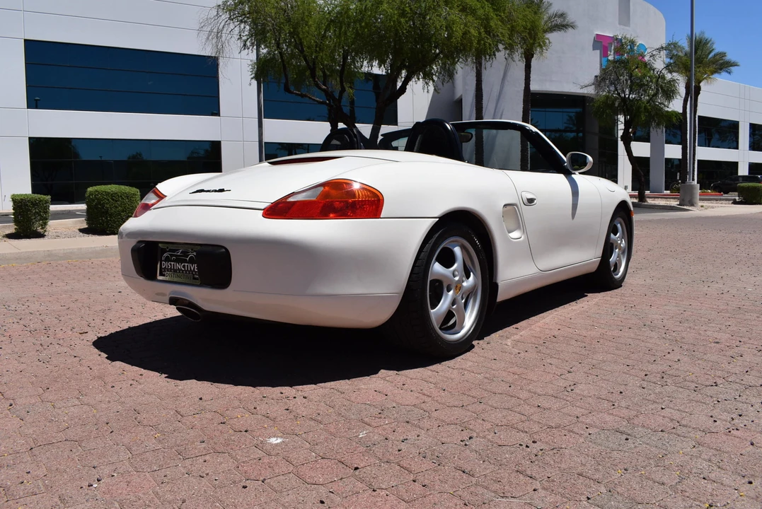 2000 Porsche 986 Boxster - Image 9 of 31
