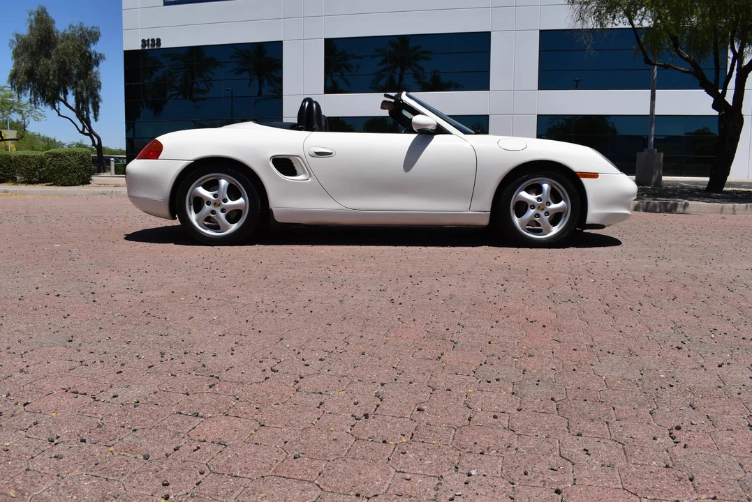 2000 Porsche 986 Boxster - Image 10 of 31
