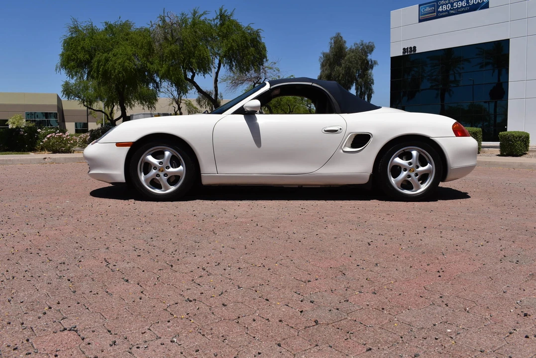2000 Porsche 986 Boxster - Image 16 of 31