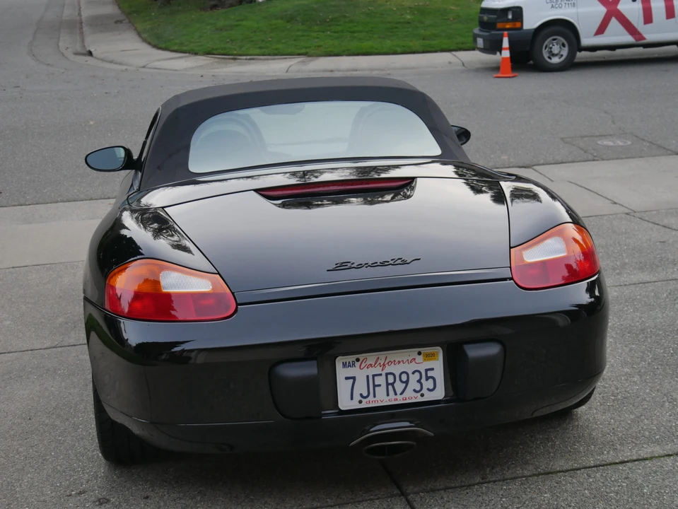 2000 Porsche 986 Boxster - Image 17 of 31