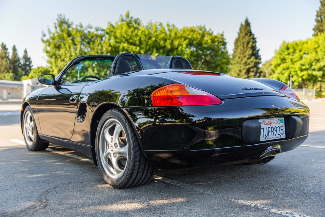 2000 Porsche 986 Boxster - Image 11 of 31