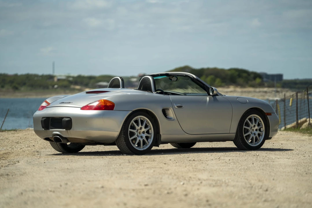 2000 Porsche 986 Boxster - Image 12 of 31