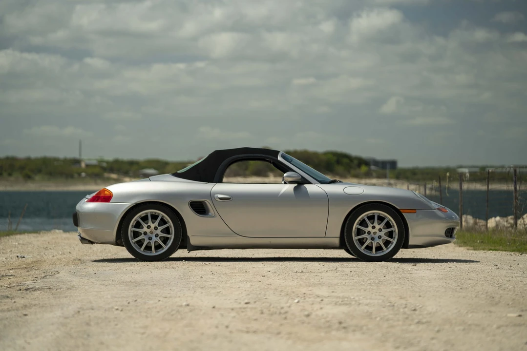 2000 Porsche 986 Boxster - Image 8 of 31