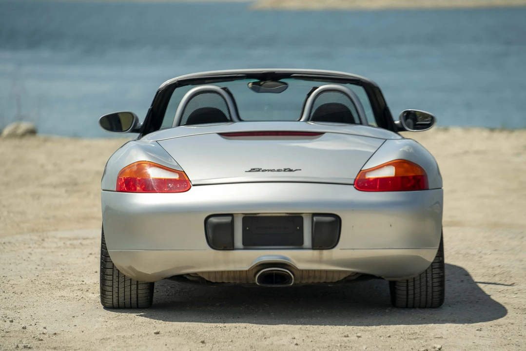 2000 Porsche 986 Boxster - Image 14 of 31