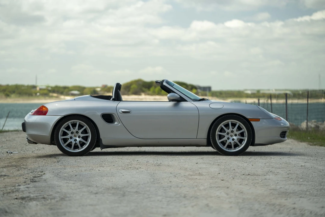 2000 Porsche 986 Boxster - Image 10 of 31
