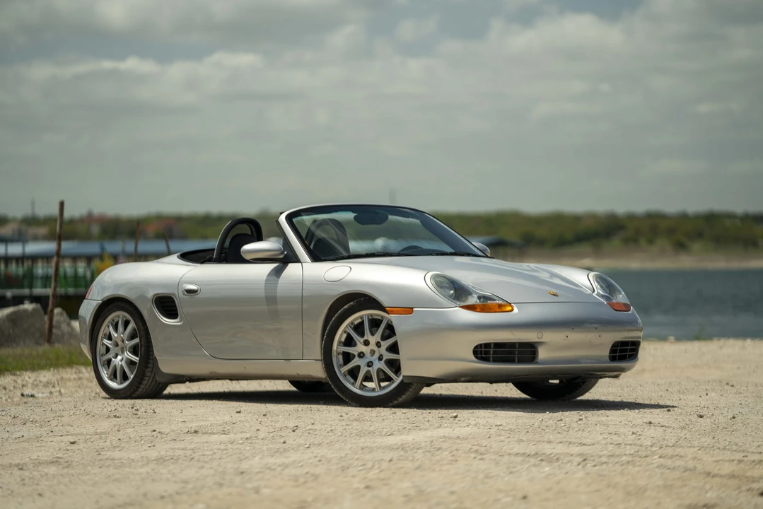 2000 Porsche 986 Boxster - Image 2 of 31