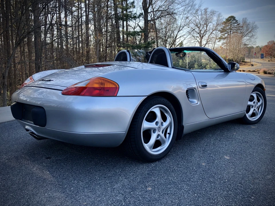 2000 Porsche 986 Boxster - Image 9 of 31