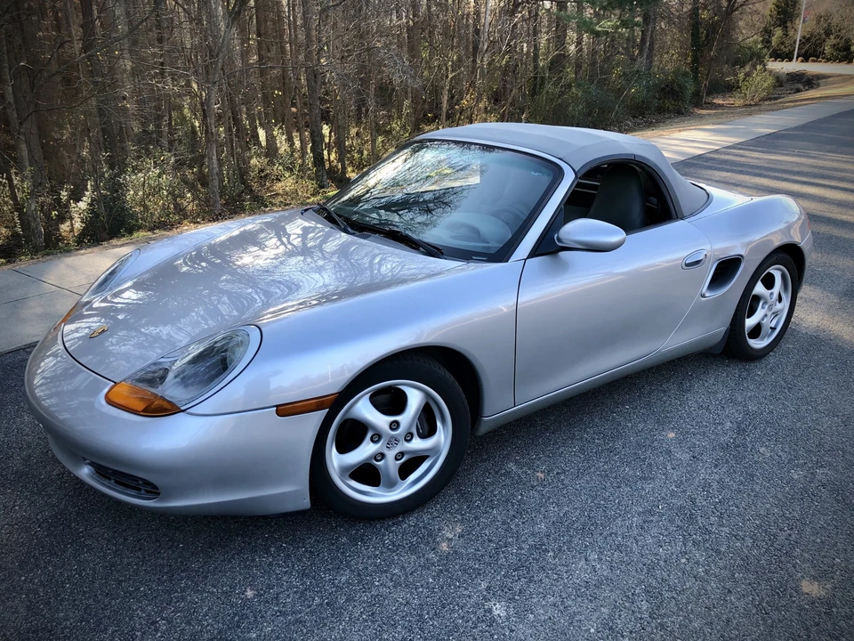 2000 Porsche 986 Boxster - Image 2 of 31