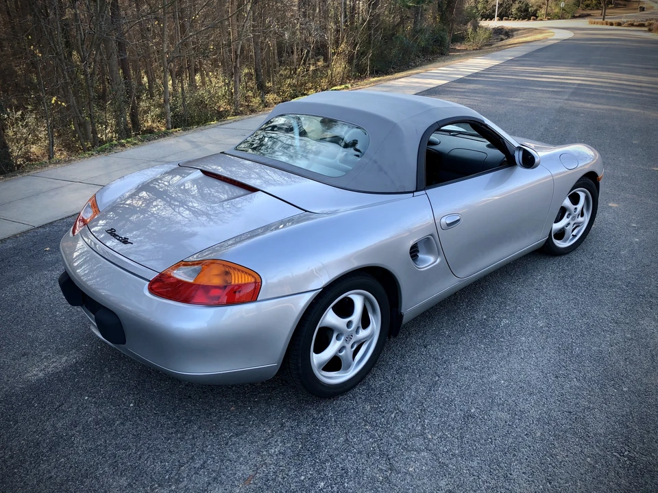 2000 Porsche 986 Boxster - Image 11 of 31