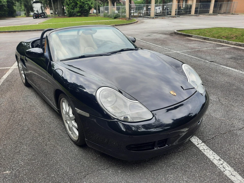 2000 Porsche 986 Boxster - Image 9 of 31