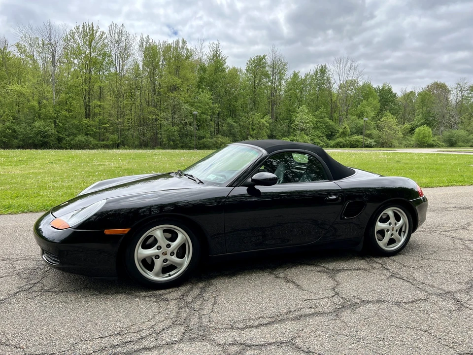 2000 Porsche 986 Boxster - Image 2 of 31