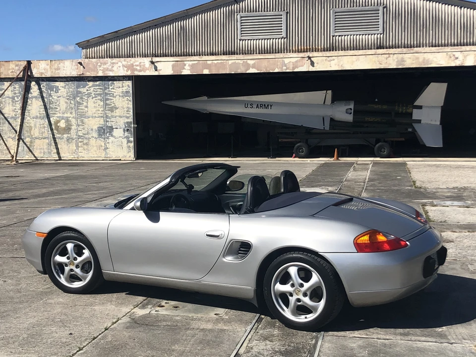 2000 Porsche 986 Boxster - Image 4 of 31