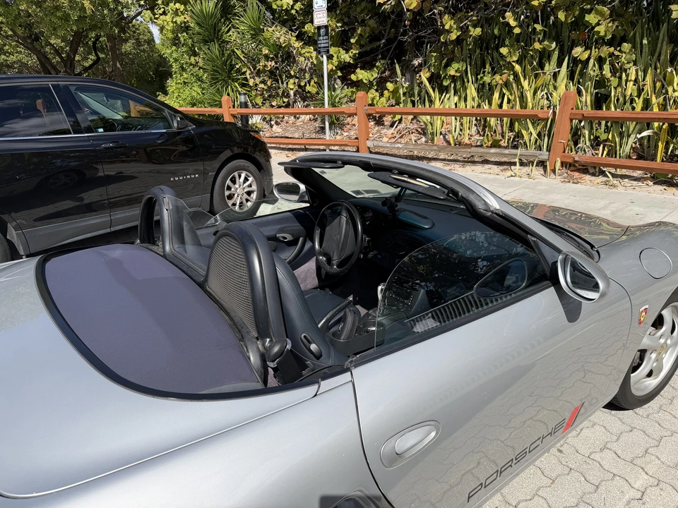 2000 Porsche 986 Boxster - Image 11 of 31