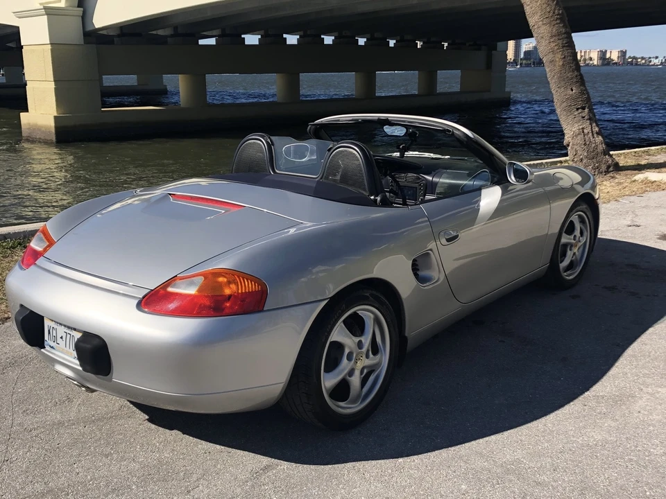 2000 Porsche 986 Boxster - Image 10 of 31