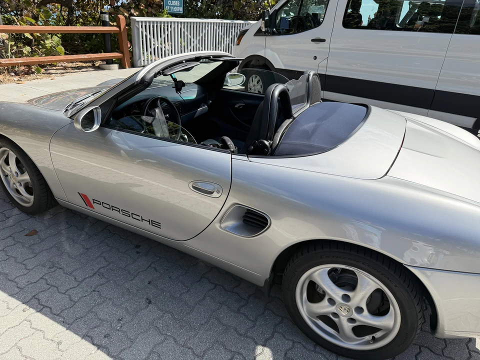 2000 Porsche 986 Boxster - Image 5 of 31