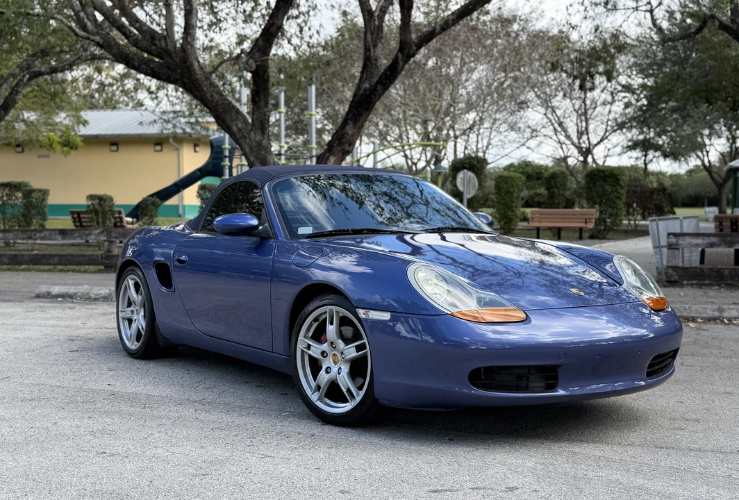 2000 Porsche 986 Boxster - Image 2 of 31